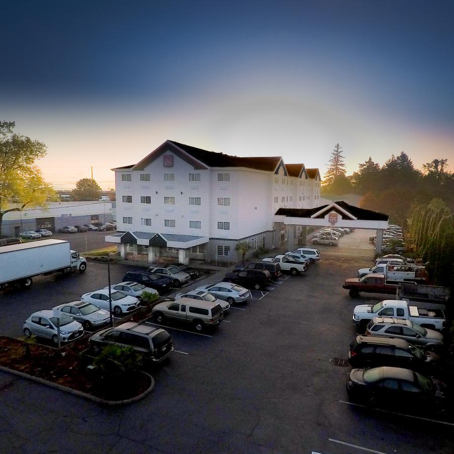 Portland Suites Airport East Fairview Exterior foto
